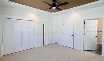 921 Willet St, Aberdeen, SD 57401