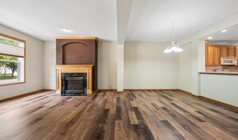 1635 2nd Ave, Anoka, MN 55303