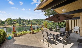 1400 SE LAVA Dr 6, Milwaukie, OR 97222