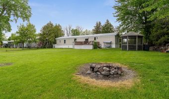 279 Hunter N Rd, Alburgh, VT 05440
