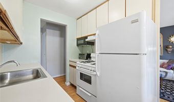 297 Merrick Rd D 1, Amityville, NY 11701