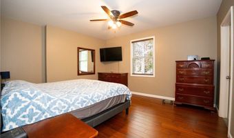 9378 Lemon St, Angola, NY 14006