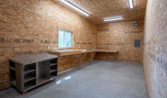 1588 Sunrise Rd, Bonners Ferry, ID 83805
