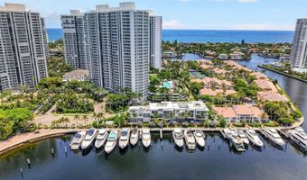 3750 Yacht Club Dr TH5, Aventura, FL 33180