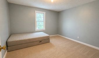 56 Ingraham Pl 3, Bristol, CT 06010
