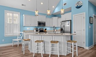 109 E Terminal Blvd, Atlantic Beach, NC 28512