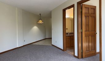 1022 Main St 4, Branford, CT 06405