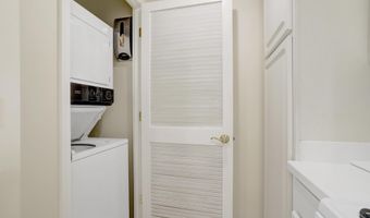 901 N MONROE St 1408, Arlington, VA 22201