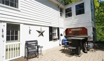 70 Westwood Park Cir, Attleboro, MA 02703