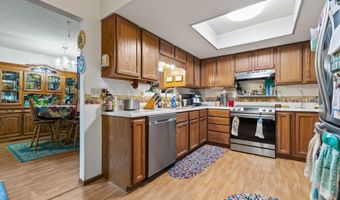 804 E Elm St, Aurora, MO 65605