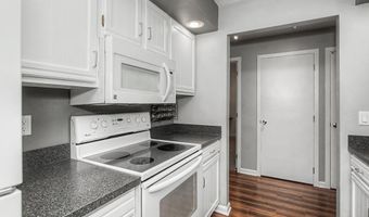 406 Faulkner Ct, Ames, IA 50014