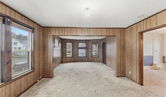 5 Branch Ave, North Smithfield, RI 02896