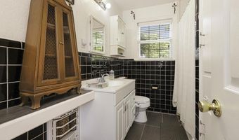 10044 Mollylea Dr, Baton Rouge, LA 70815