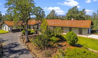 17832 Windsor Ln, Anderson, CA 96007