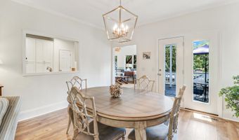 8 Dolphin Point Dr, Beaufort, SC 29907