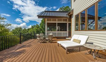 10 Beaverbrook Ct, Asheville, NC 28804