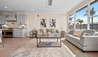812 N Cleveland St 3, Oceanside, CA 92054