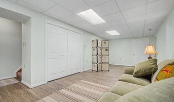 816 BOATSWAIN Way, Annapolis, MD 21401