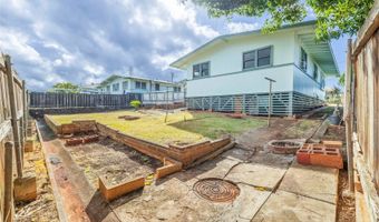 414 Hoomalu St, Pearl City, HI 96782
