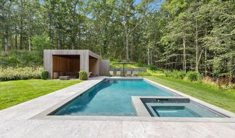 7 Ashwood Ct, Amagansett, NY 11930