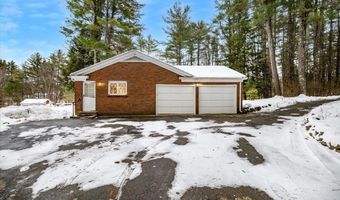 11 Strawberry Hill Rd, Bedford, NH 03110