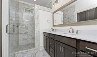 109 Frost Rd, Advance, NC 27006