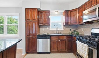 27 CAROLYN Rd, Belleville, NJ 07109