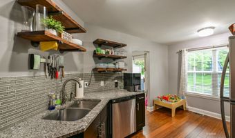 18 Westfield Pl, Athens, OH 45701