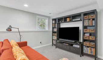 650 Dunn Rd, Coventry, CT 06238