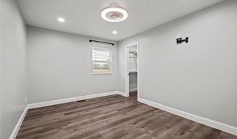 22617 155th St, Basehor, KS 66007