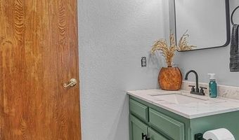 1700 Harding, Altus, OK 73521
