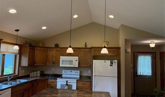 2578 Cherry Lane Ct NE, Alexandria, MN 56308