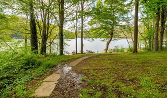 750 LAKE SIDE Rd, Addison, PA 15411