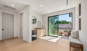 16728 Morrison St, Encino, CA 91436