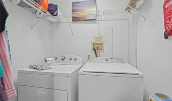 112 County Rd, Barrington, RI 02806