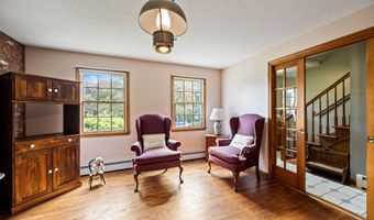 198 Crown St, Bristol, CT 06010