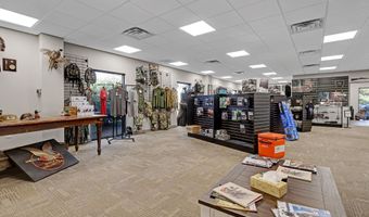 282 Veterans Pkwy, Barnesville, GA 30204