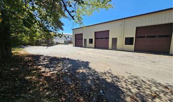 120 Broad Common Rd, Bristol, RI 02809