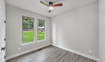 4 Ely Ln, Bella Vista, AR 72714