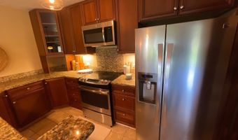 319 Kaelepulu Dr 202, Kailua, HI 96734