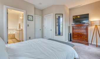 32 S REGESTER St, Baltimore, MD 21231