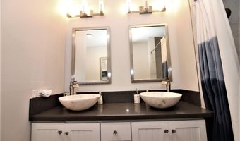 7214 San Bartolo St, Carlsbad, CA 92011