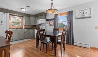 1343 W FRANKLIN St, Appleton, WI 54914