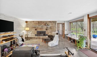 7873 Highway O, Ash Grove, MO 65604