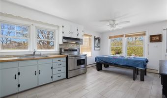 153 Hamilton Ave, Jamestown, RI 02835
