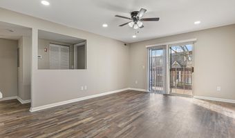 102 N CAROLINE Pl 201, Dover, DE 19904