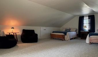 274 Parkview Ave, Bangor, ME 04401