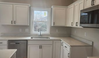 404 Chad Trl, Arlington, WI 53911