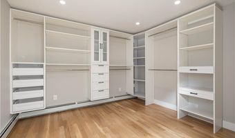 311 Hope Rd, Cranston, RI 02921