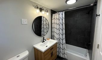 802 E ELM St, Conshohocken, PA 19428